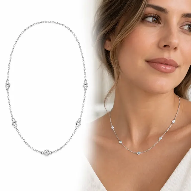 Colar solitário com zircônias em Prata 925